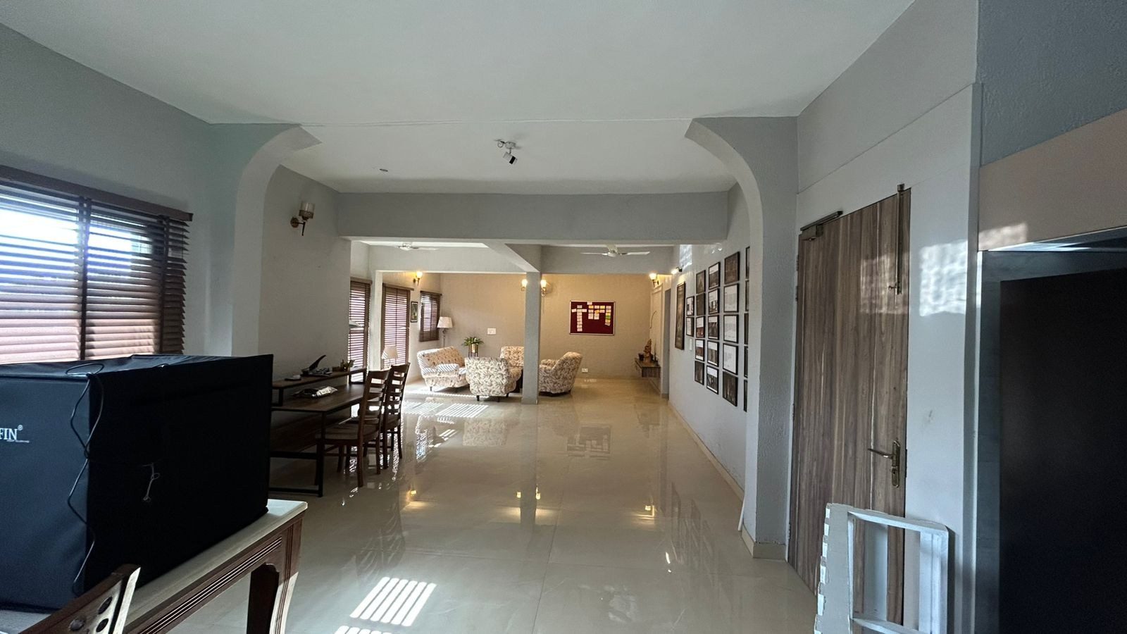 Multi-purpose upper-floor hall